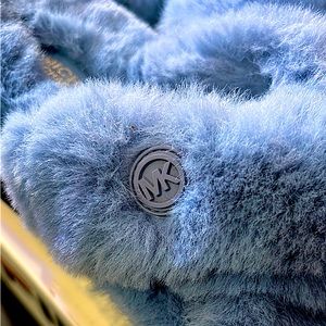 Michael kors slippers